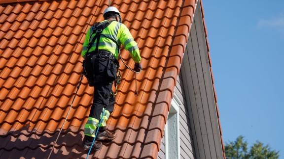 Roof painting