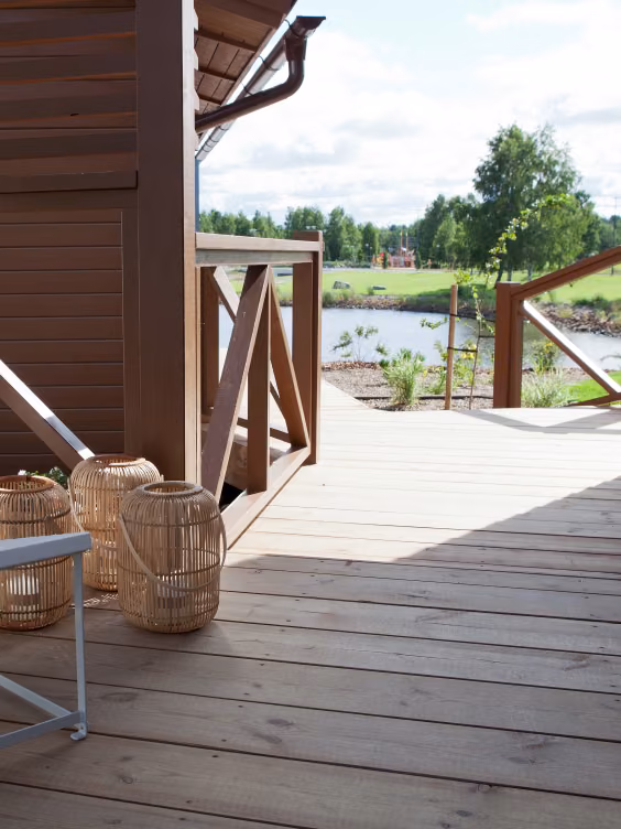 wooden deck needs painting