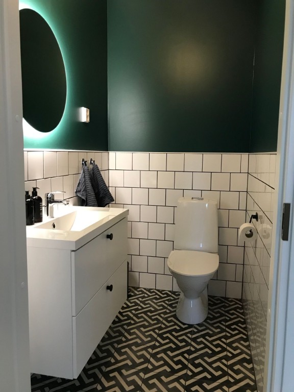 bathroom makeover tips